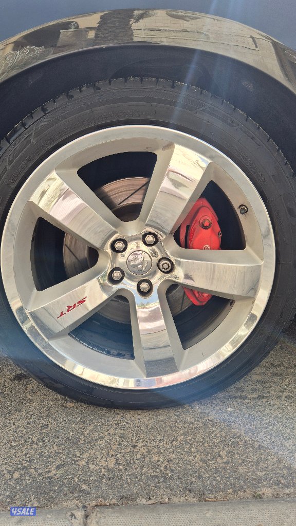 دودج تشارجر SRT8 200610