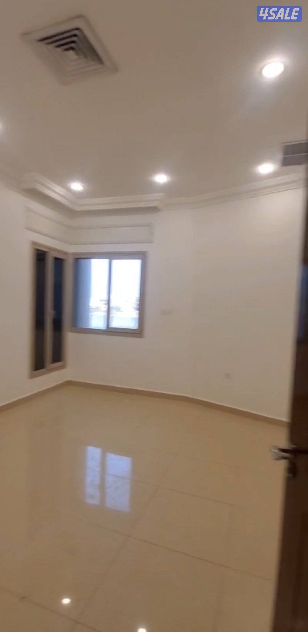 للإيجار شقة في صباح الاحمد البحرية2