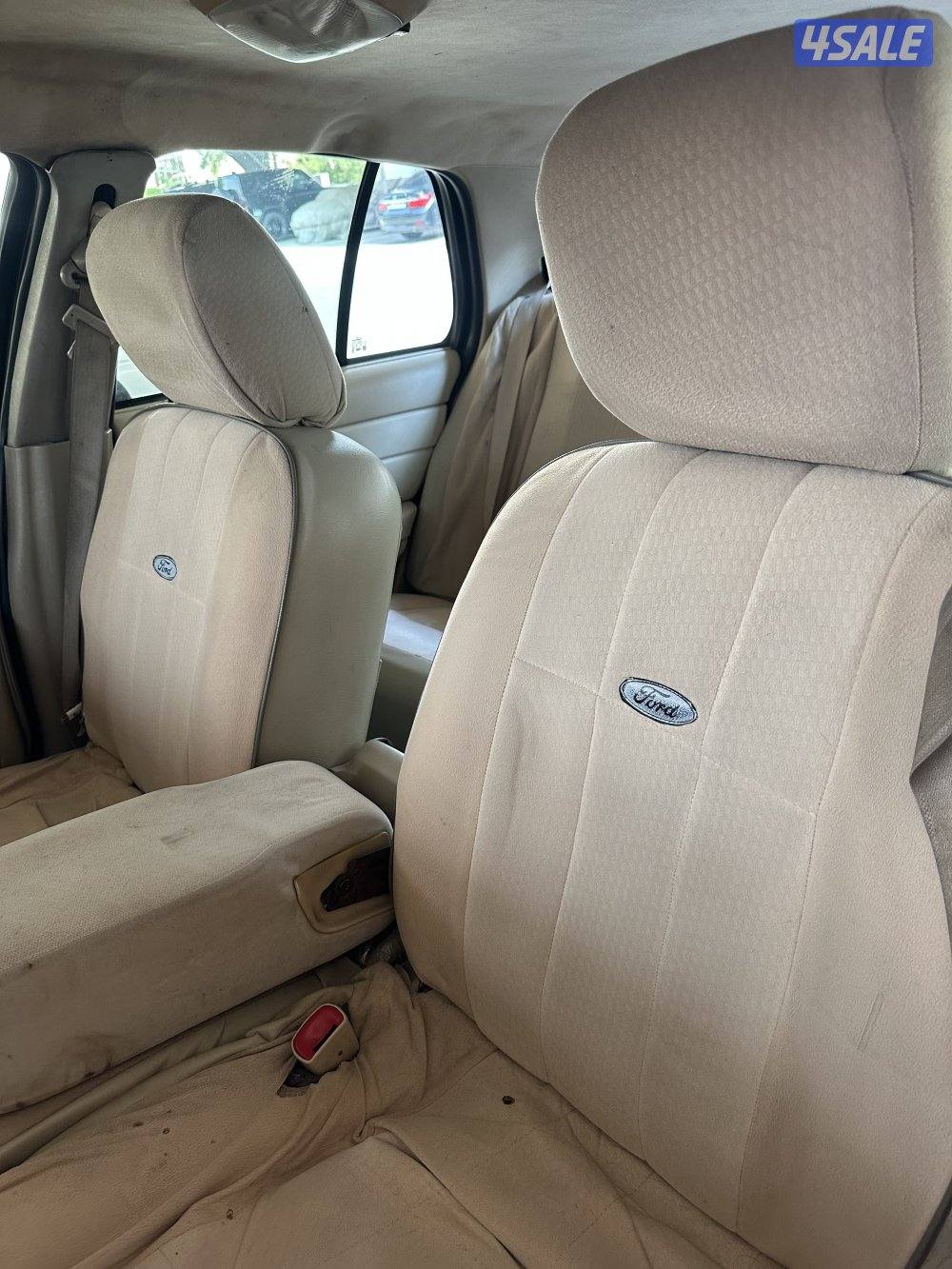 للبيع فورد فكتوريا ٢٠١١ ماشي ٢٠٠ بيع منظور5