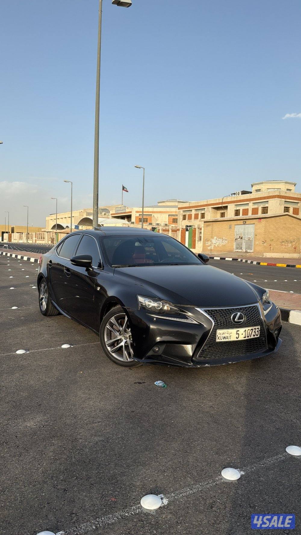 للبيع لكزس is f sport 20150