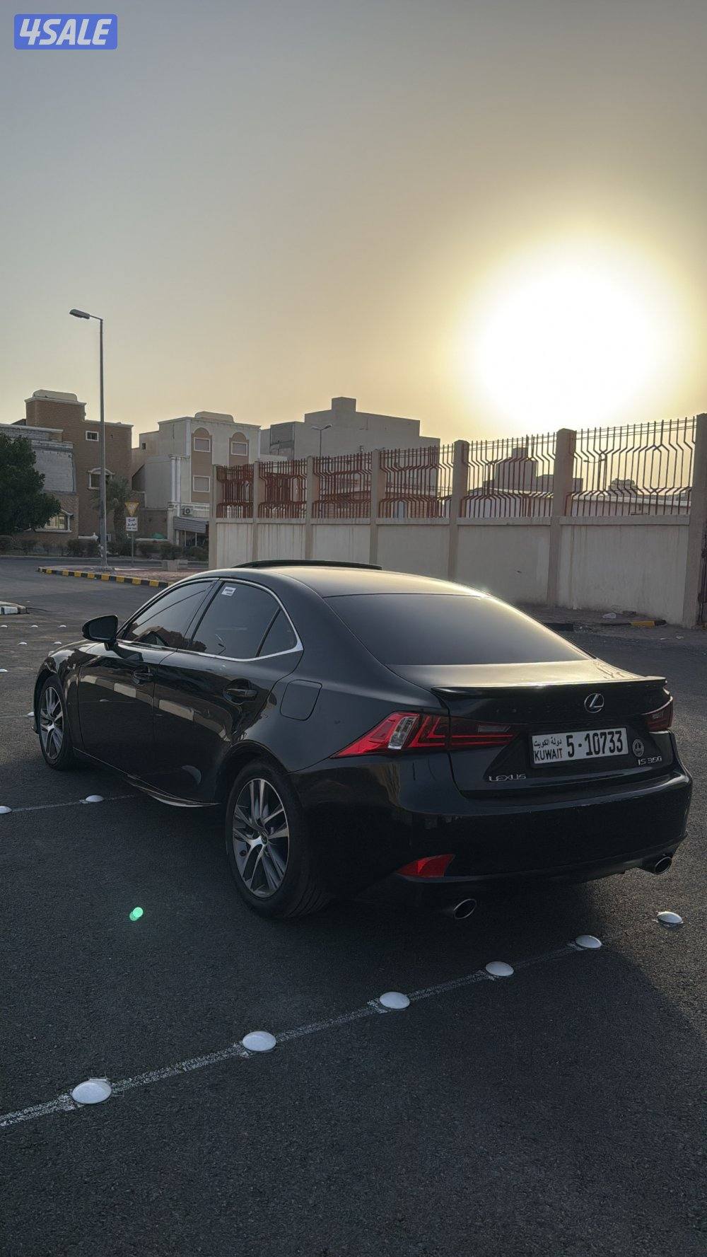 للبيع لكزس is f sport 20151