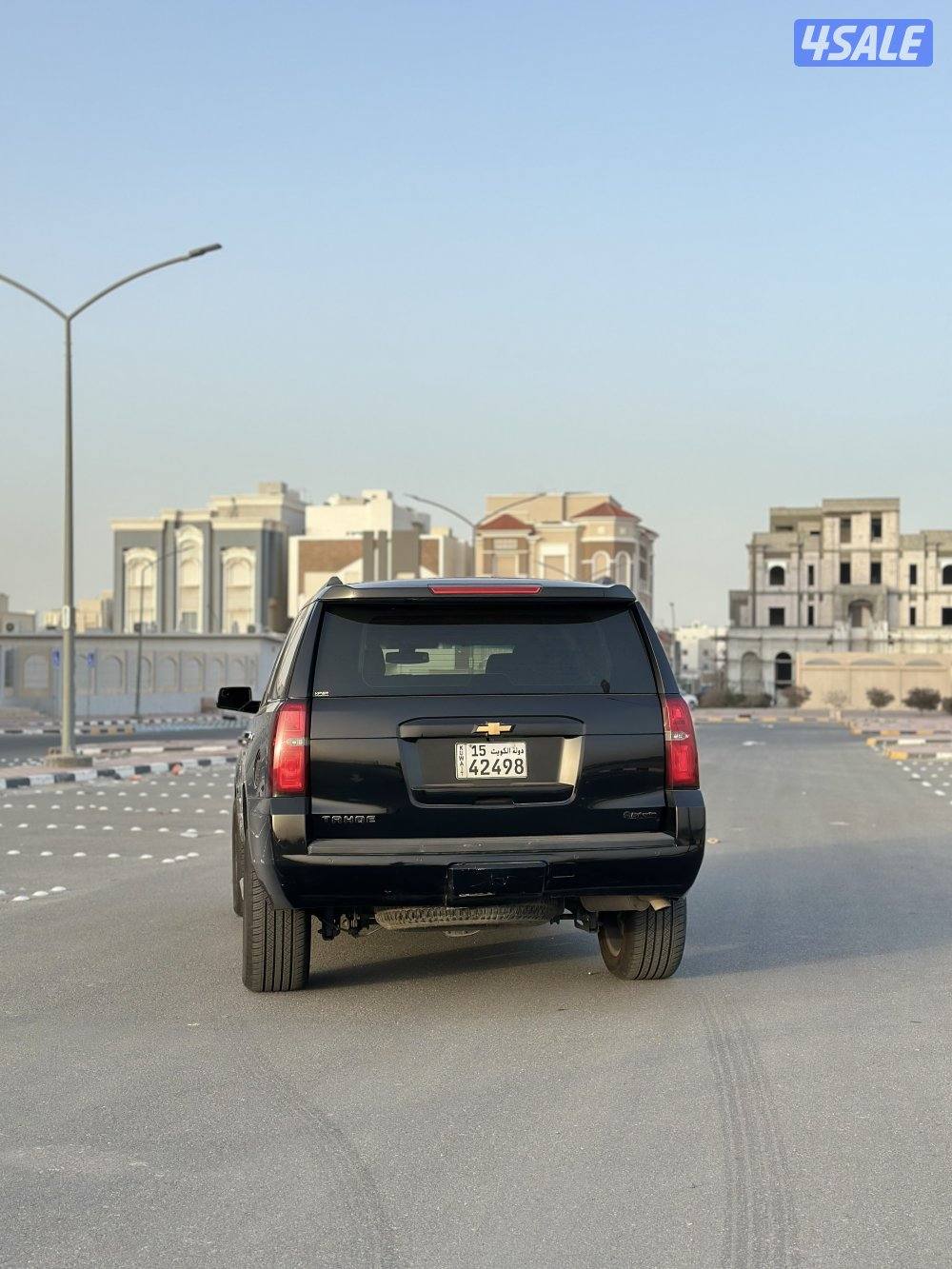 للبيع تاهو 2017 اللون اسود1