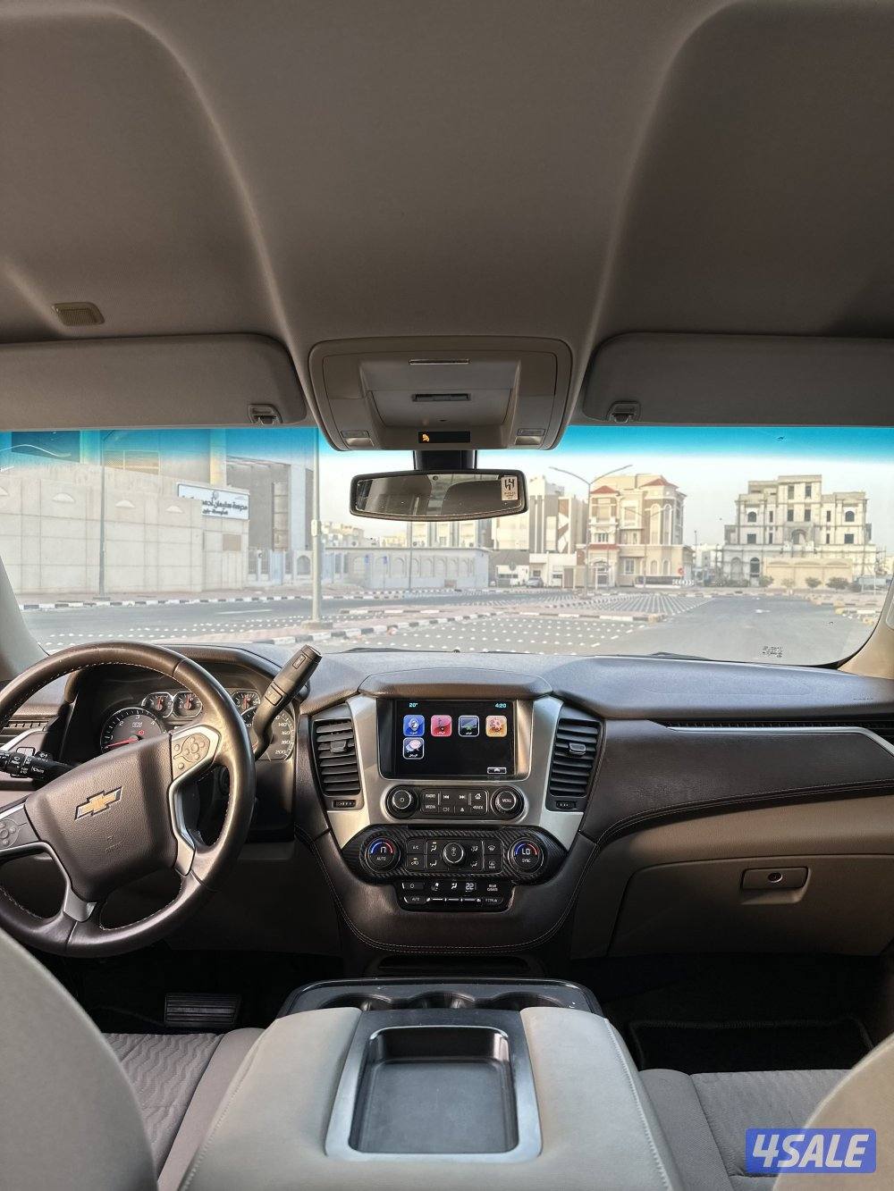 للبيع تاهو 2017 اللون اسود3