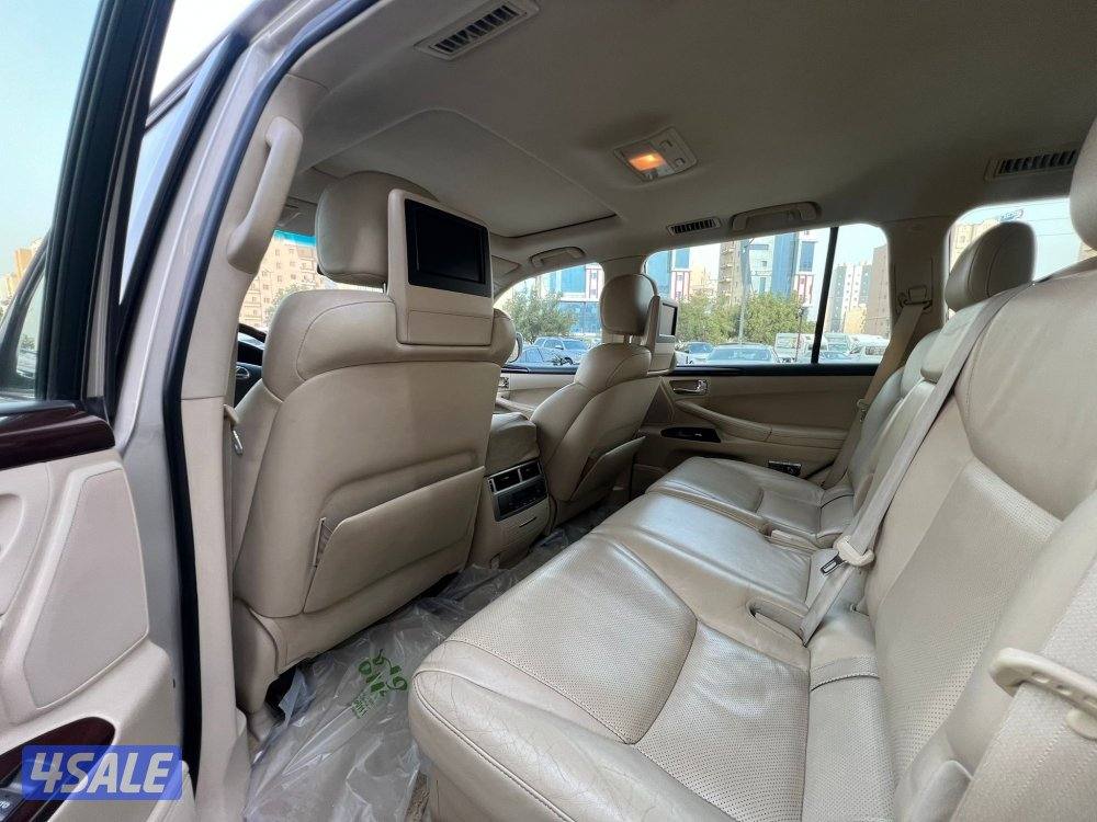 لكزس LX570 الدرجة الأولى/ الساير9
