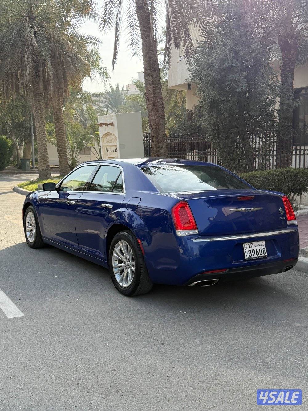 للبيع كرايزلر C300موديل 2021 شرط الفحص2