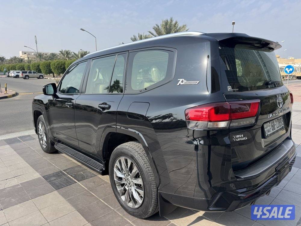 للبيع : لاند كروزر : TWIN TURBO : موديل 20225