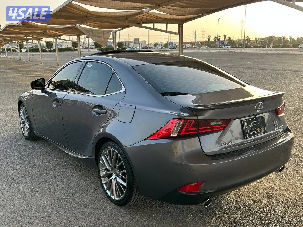 لكزس IS250 - عداد 130 سيرفس حديث بالوكالة - شرط الفحص - صبغ وكالة3