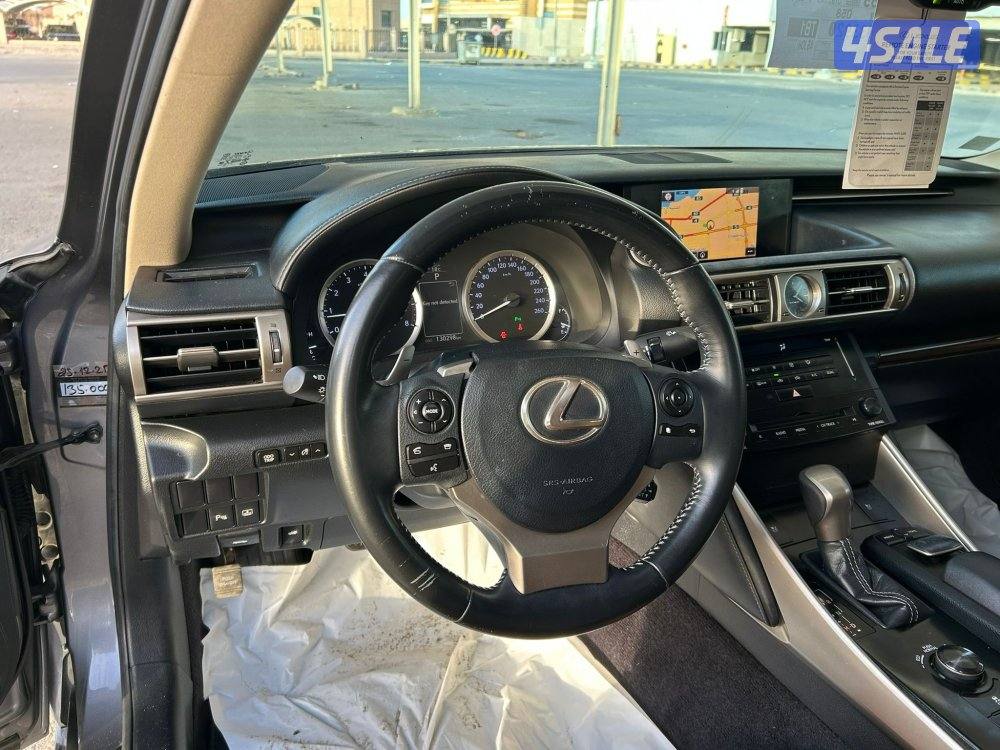 لكزس IS250 - عداد 130 سيرفس حديث بالوكالة - شرط الفحص - صبغ وكالة6