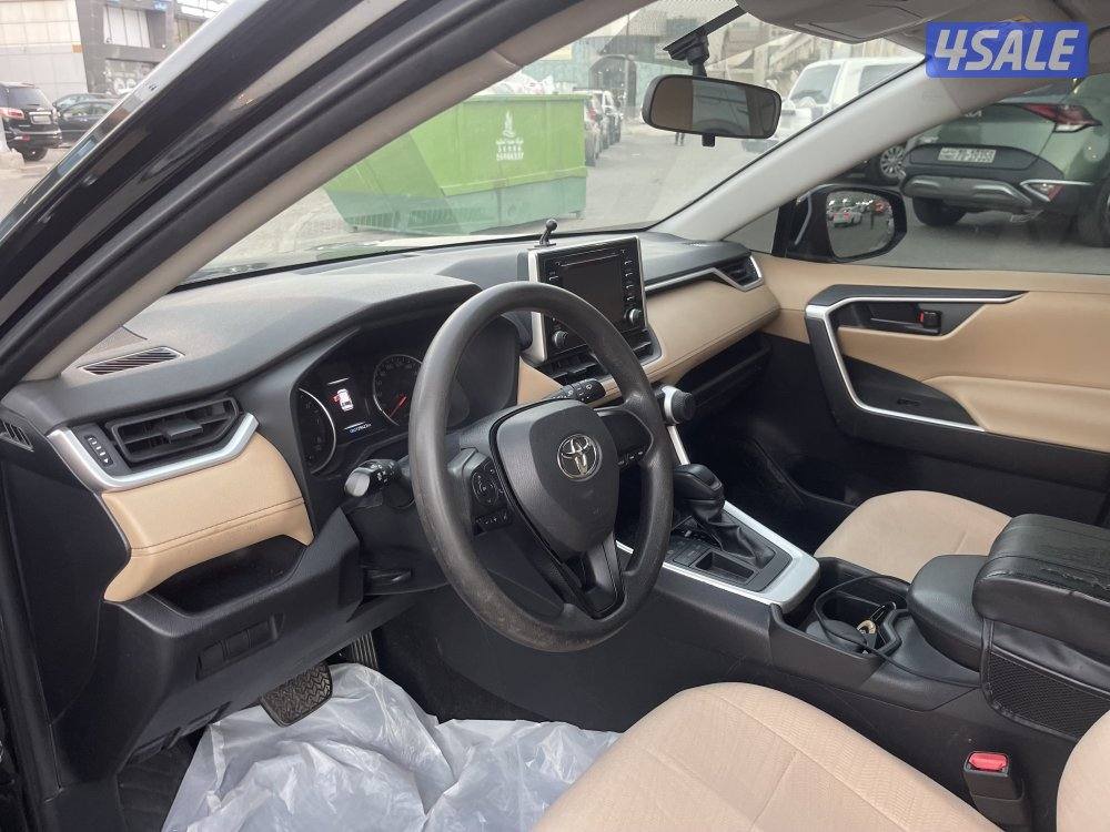 للبيع راف4 مديل٢٠٢٠. شرط الفحص قير مكينه شاصي بدي يوجد اصباغ متفرقه6