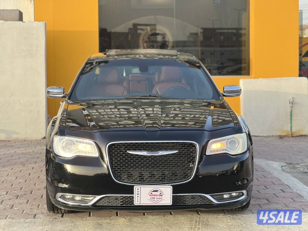 للبيع كرايزلر C300 موديل 2019 الفل 🔥2