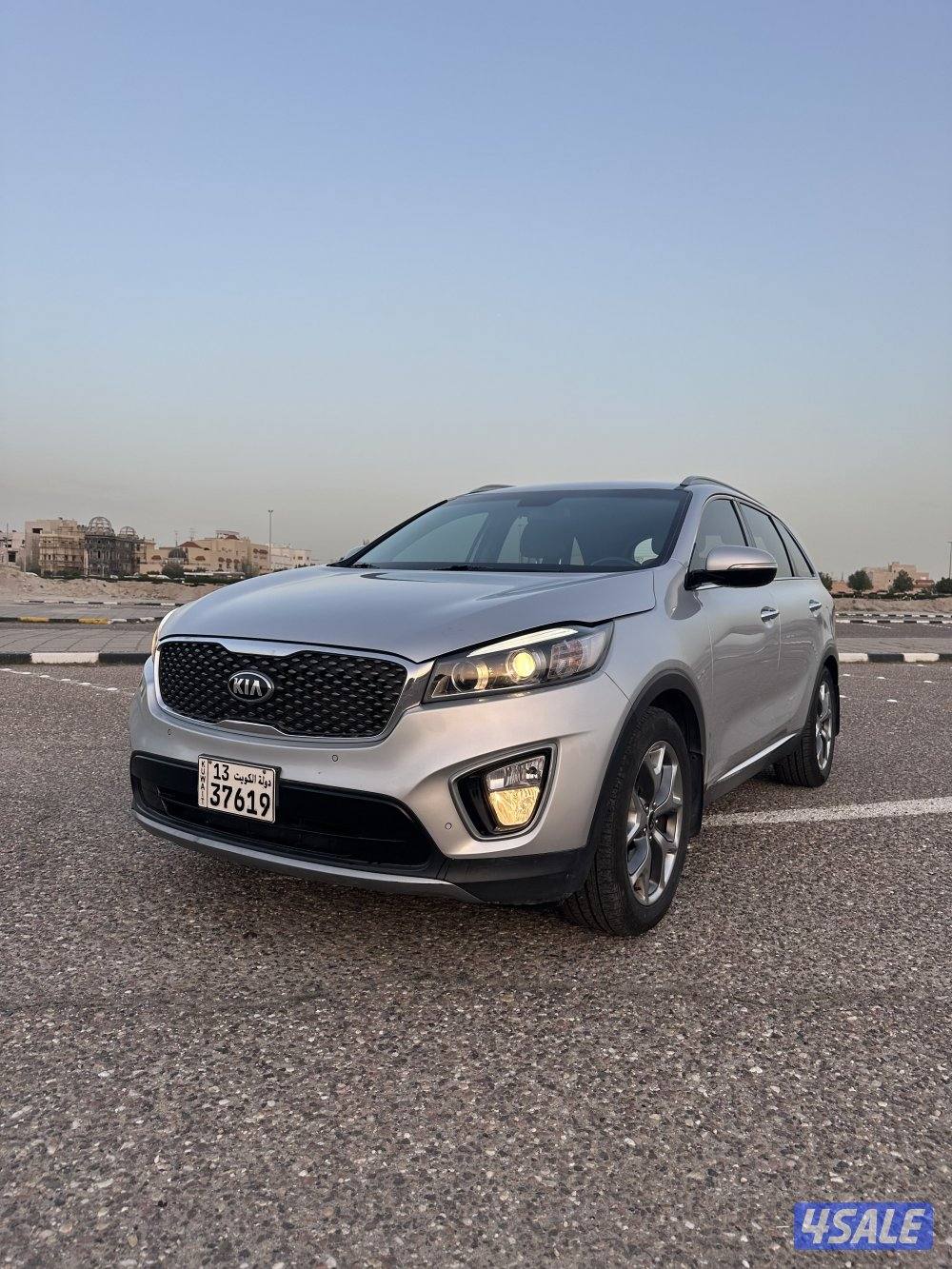 للبيع كيا سورينتو موديل ٢٠١٦1
