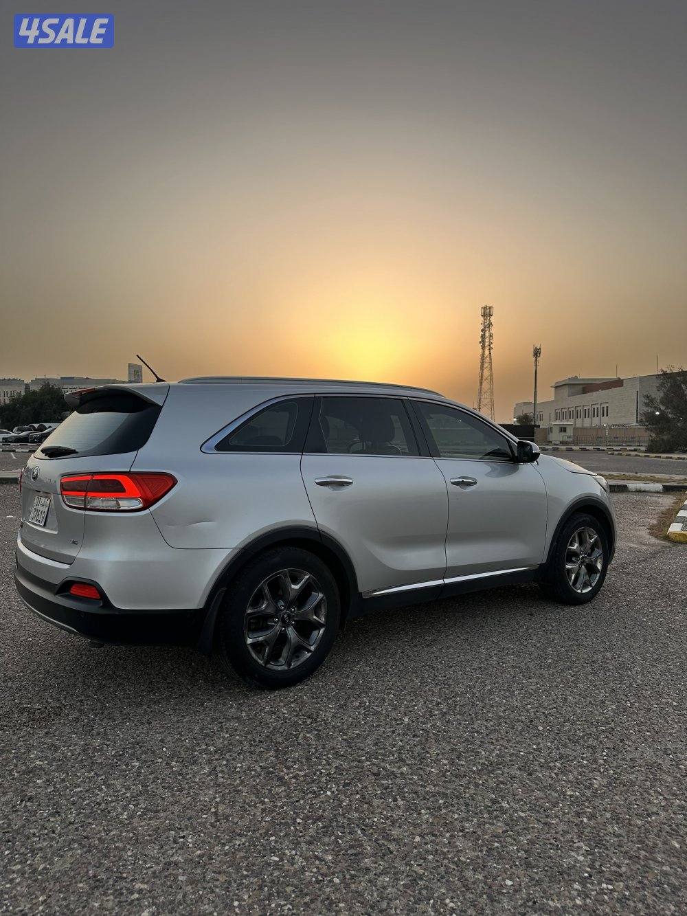 للبيع كيا سورينتو موديل ٢٠١٦3