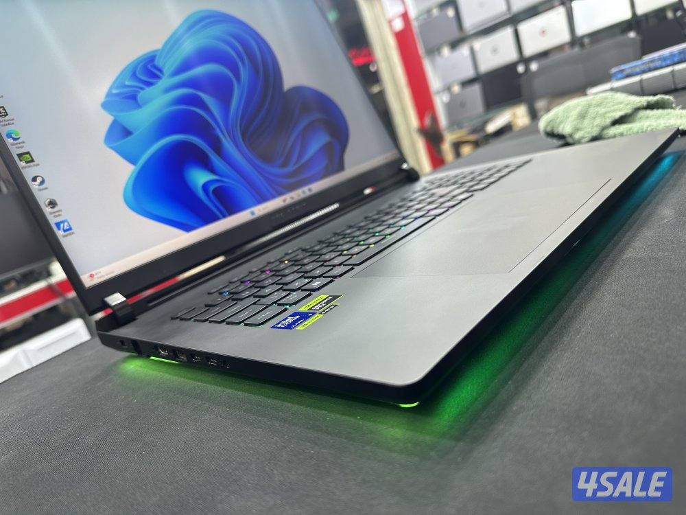 ASUS ROG STRIX SCAR G18 CORE Ultra-9 275HX-64GB-4TB SSD RTX5090-24GB-2