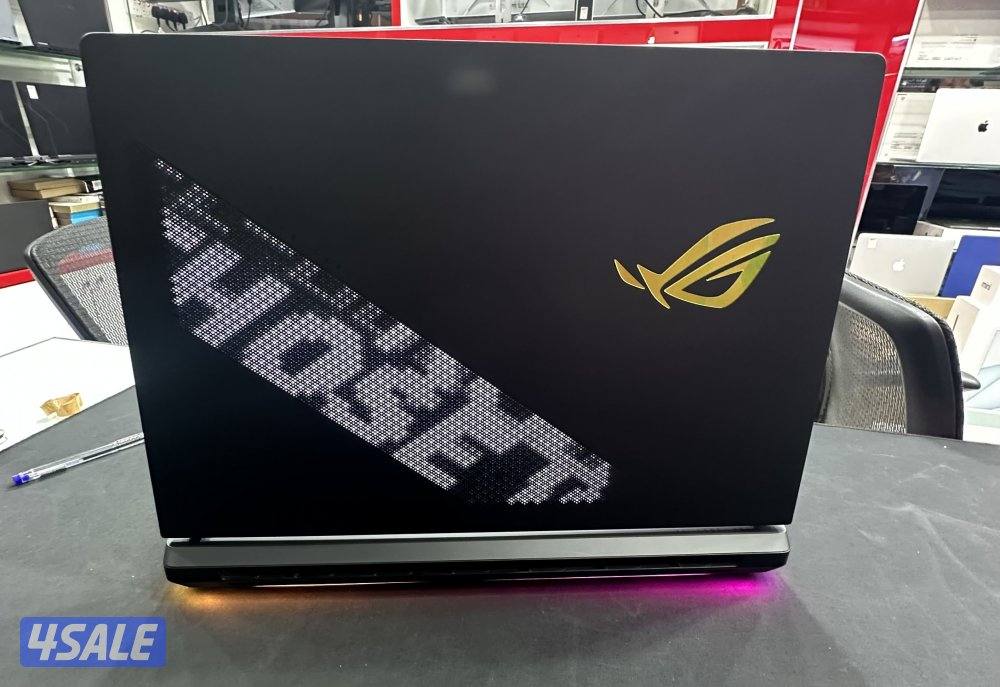 ASUS ROG STRIX SCAR G18 CORE Ultra-9 275HX-64GB-4TB SSD RTX5090-24GB-3
