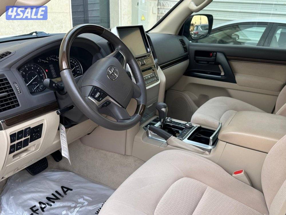 لاندكروزر  GXR2