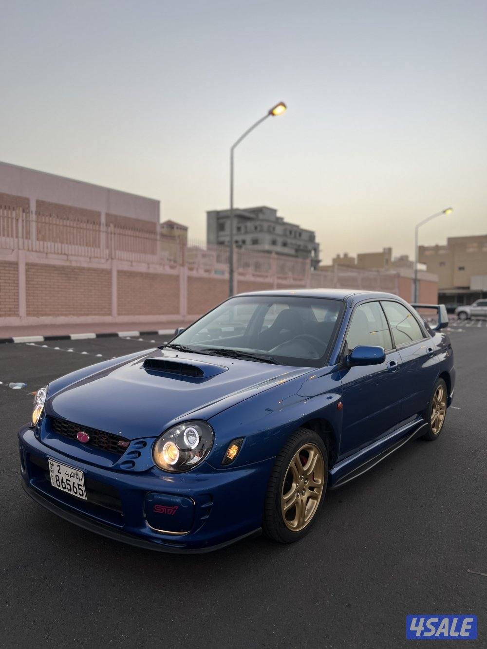 للبيع سوبارو WRX اصلية بدي كت STI2