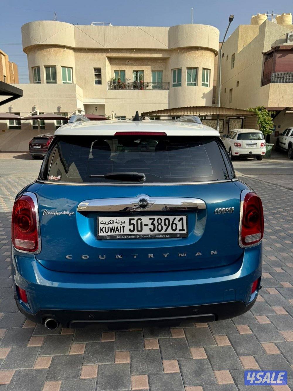 للبيع مني كوبر كنتري مان نظيفه مكفولة موديل ٢٠١٧5