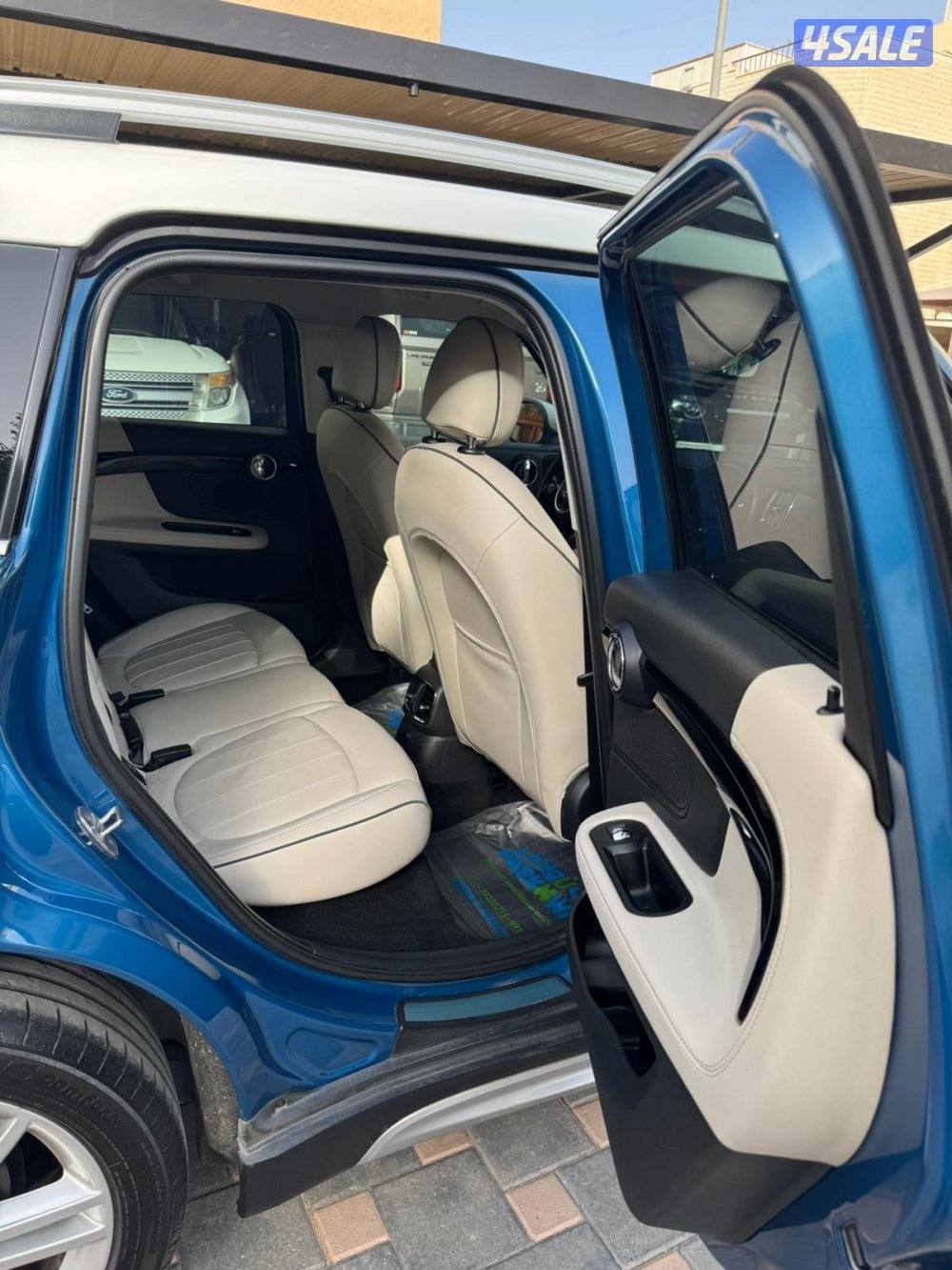 للبيع مني كوبر كنتري مان نظيفه مكفولة موديل ٢٠١٧8