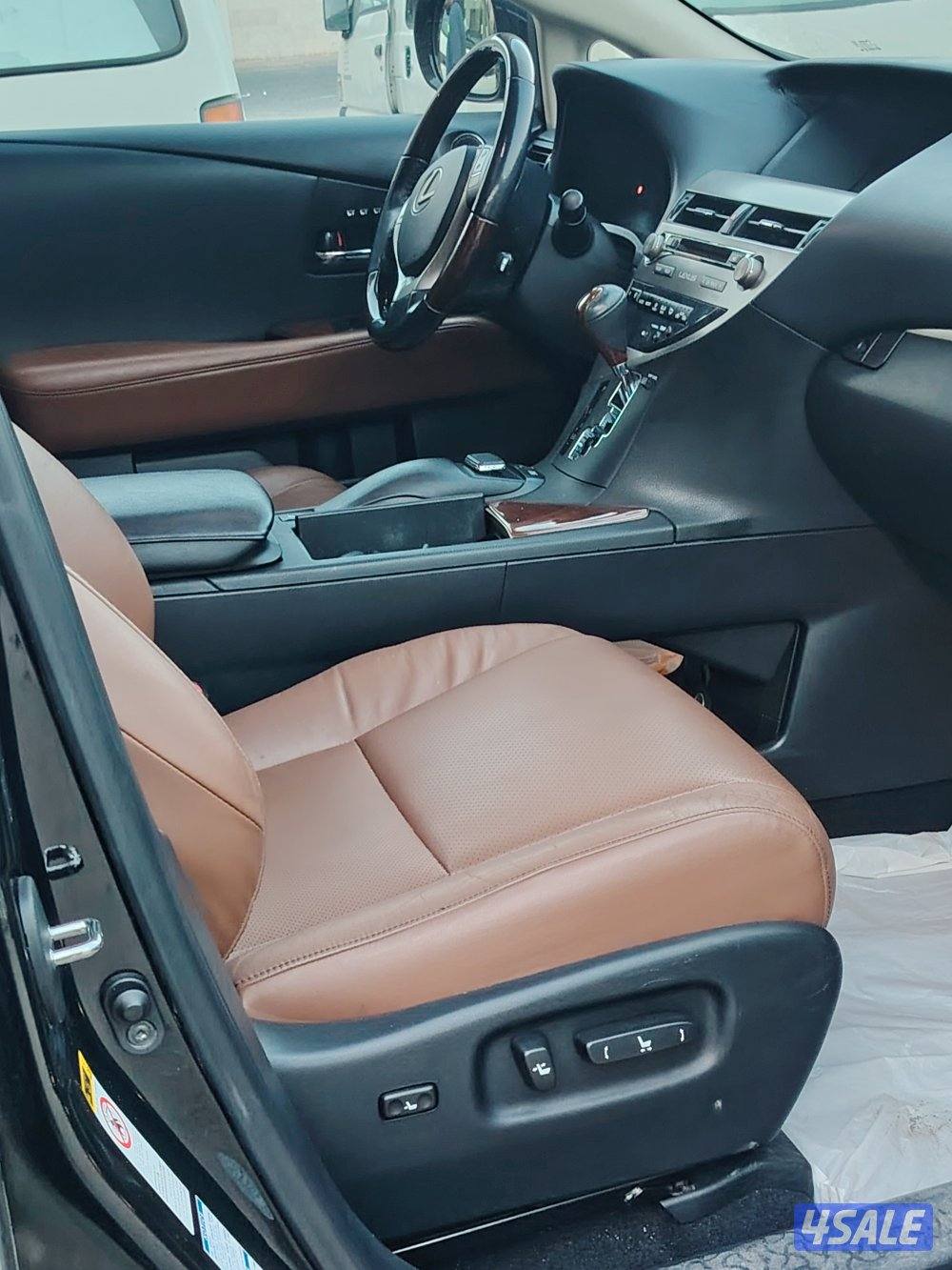 لكزس RX350.    20151