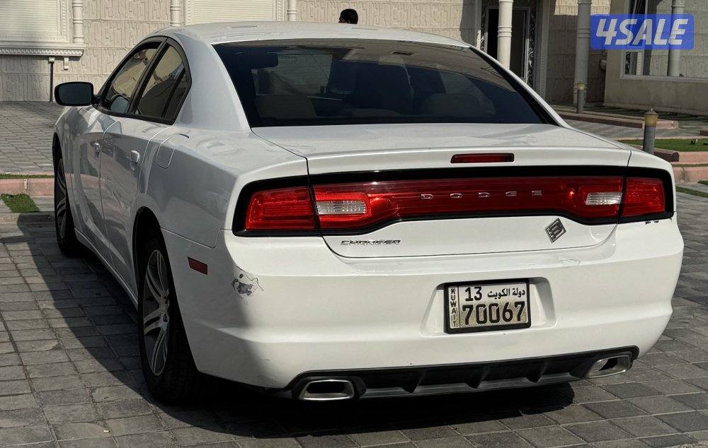للبيع دوج شارجر 2014 6 سلندر3