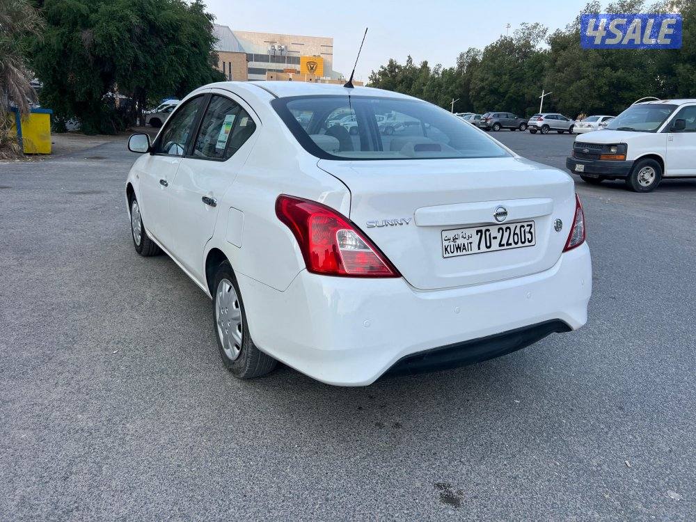 للبيع نيسان صني ٢٠٢٣2