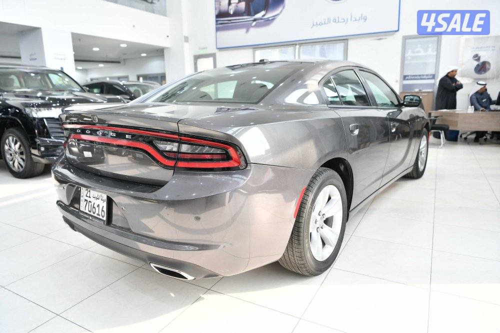 دودج تشارجر4