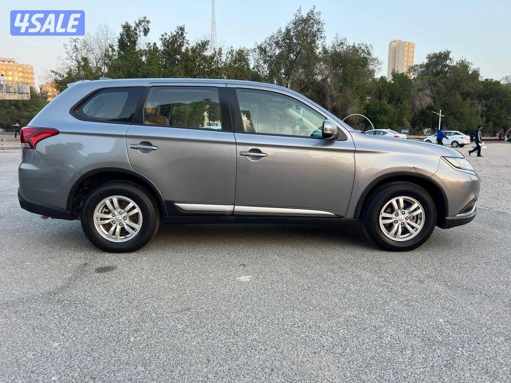 للبيع ميتسوبيشي اوتلاندر ٢٠٢٢ وارد الوكالة4