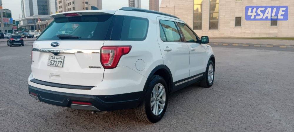 فورد اكسبلورر XLT موديل 2018 عداد قليل 127 بحالة الوكالة8