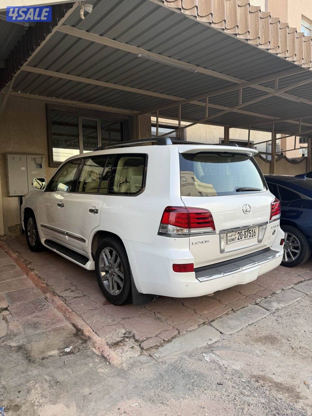 LX 570 مالك أول4