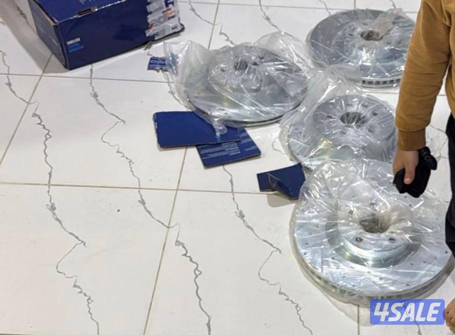 للبيع ٤ دسكات لكزس f -sport4