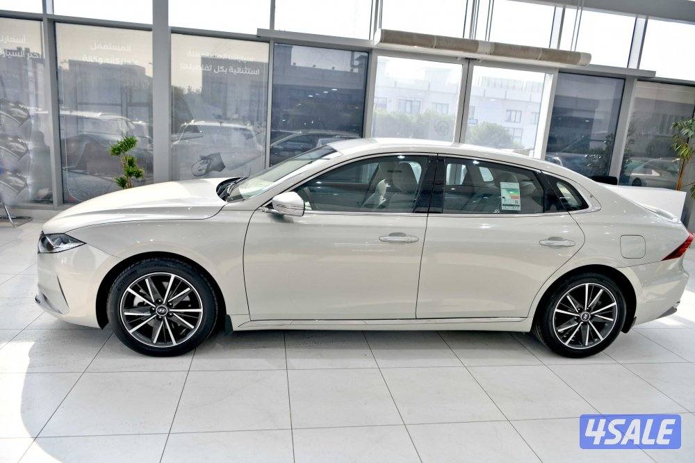 هيونداي ازيرا2