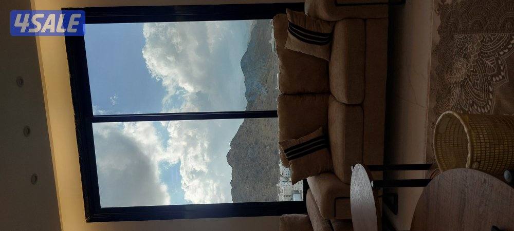 للبيع شقة في الطائف الوسام اطلالة على جبال الهدا مساحة ٢٤٠ متر + حوش4