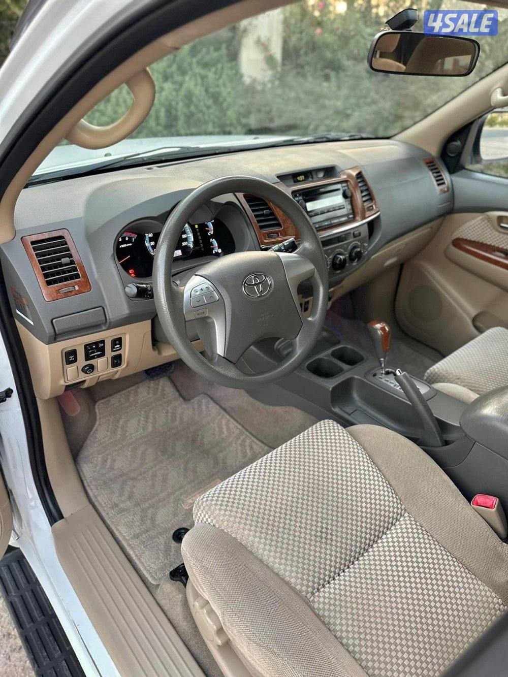 للبيع فورتنر موديل 2013 ماشي 94 صبغ الوكاله سيرفس منتظم6