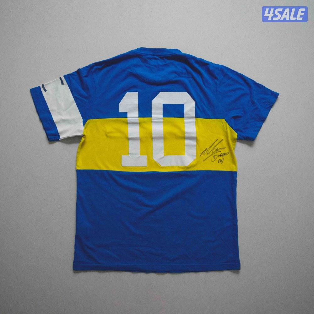 Football Signed Memorabilia قمصان و احذية كرة قدم موقعة3