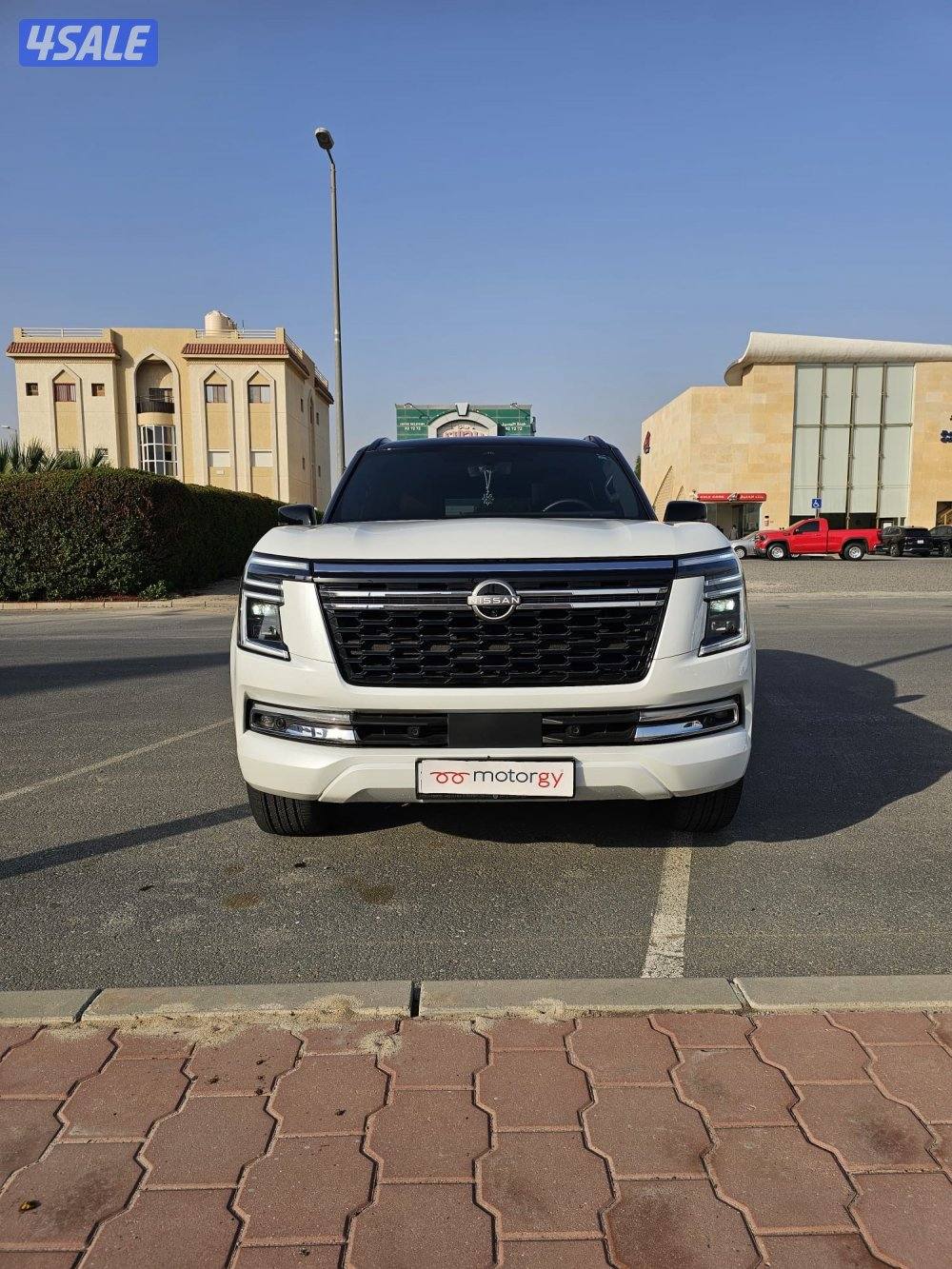 للبيع نيسان باترول بلاتينيوم 2026 V6T أعلى فئة أعلى فئة5