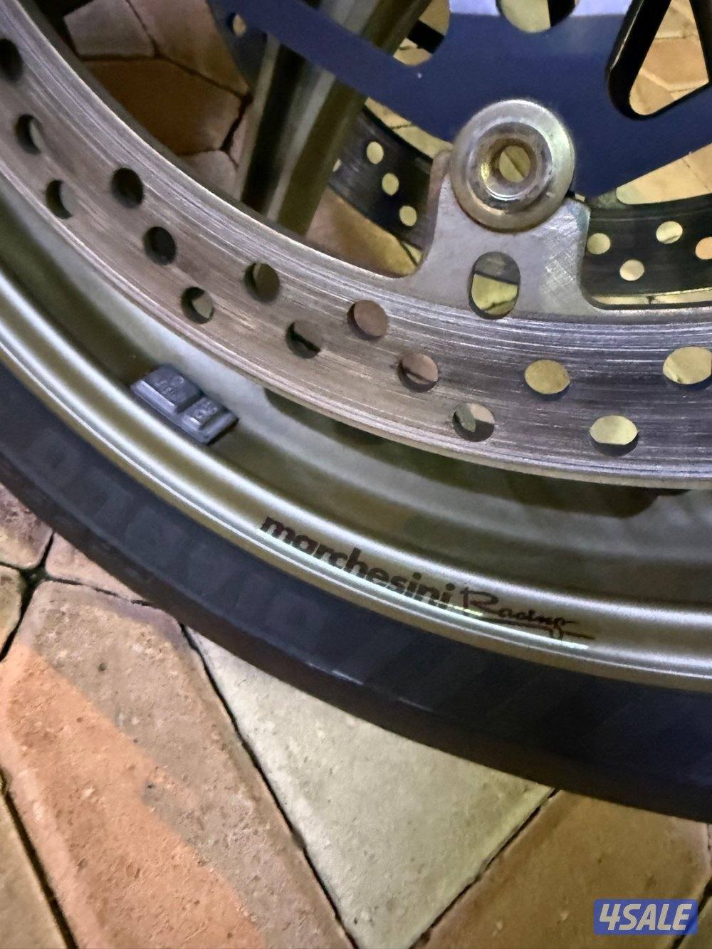 Ducati street fighter V4s with a 5000 kd accessories8