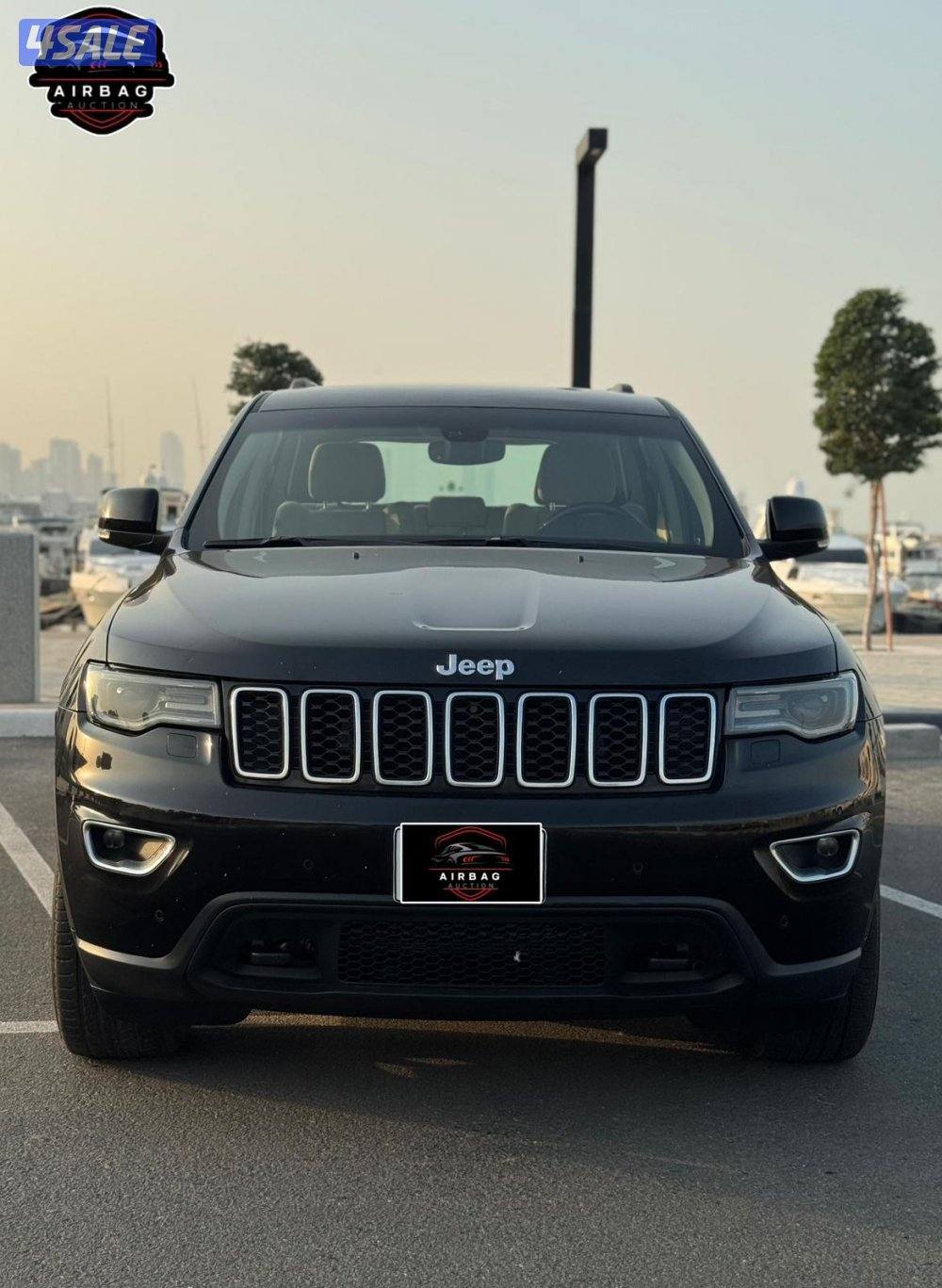 جراند شيروكي لأريدو 
موديل 2021 
عداد 134 الف 
سيرفس منتظم1