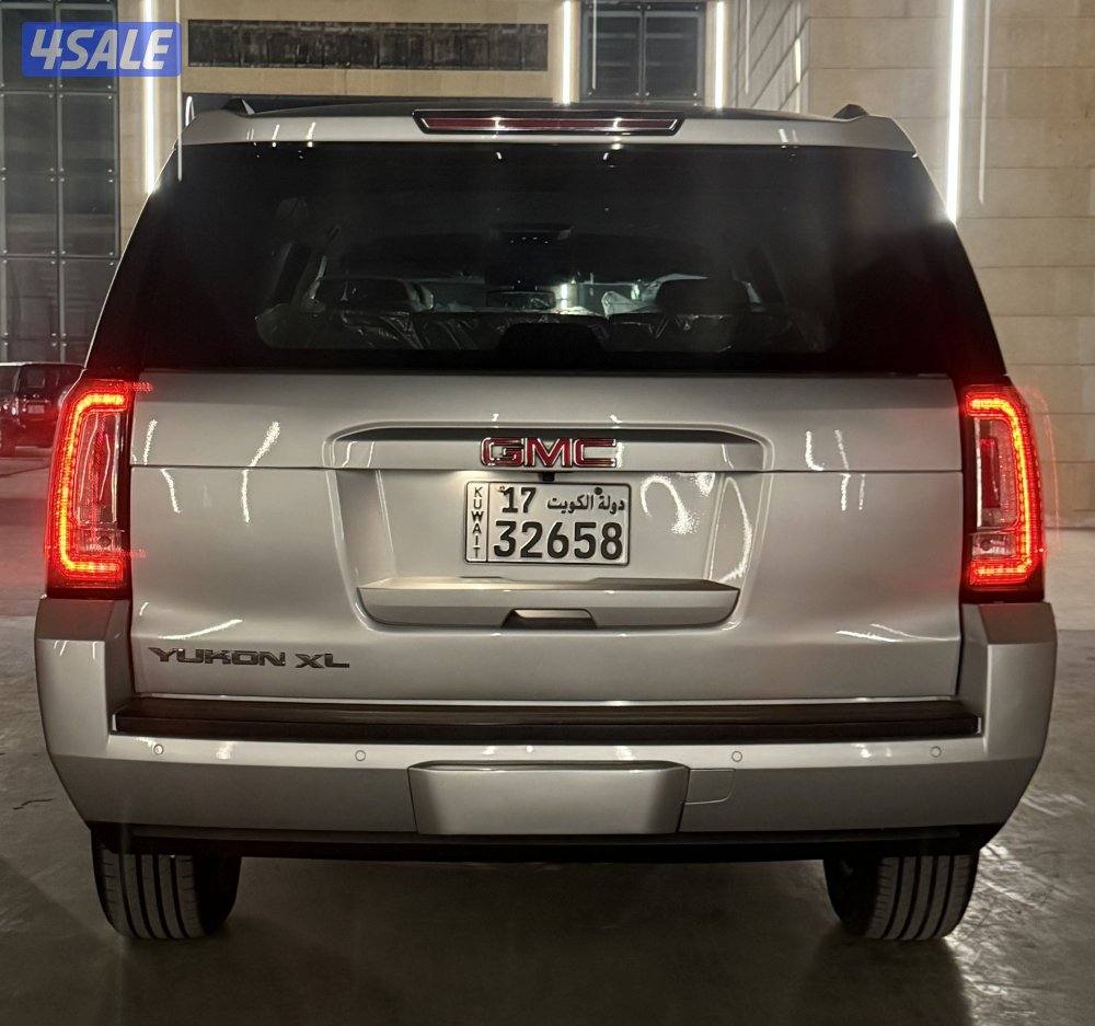 جي ام سي سوبربان12