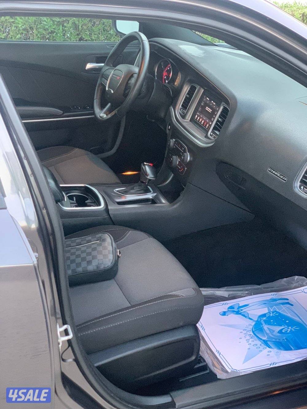 للبيع دودج تشارجر ٢٠٢١6