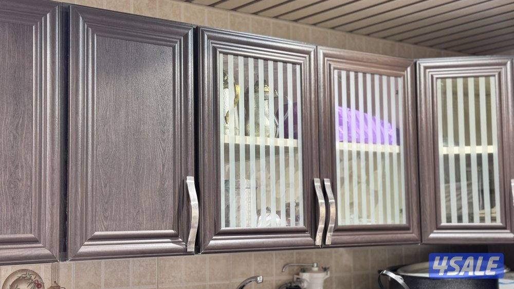 للبيع مطبخ مستعمل نظيف0