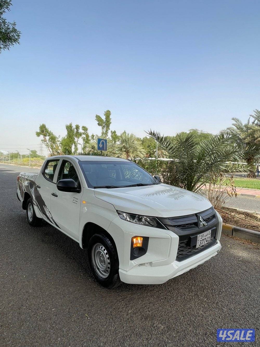 للبيع وانيت ميتسوبيشي L200 شرط الفحص ✔️1