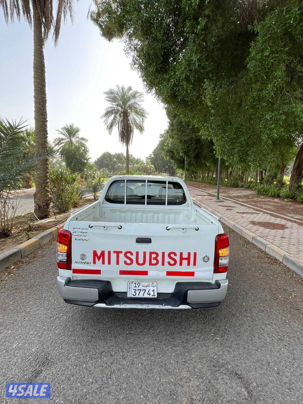 للبيع وانيت ميتسوبيشي L200 شرط الفحص ✔️7