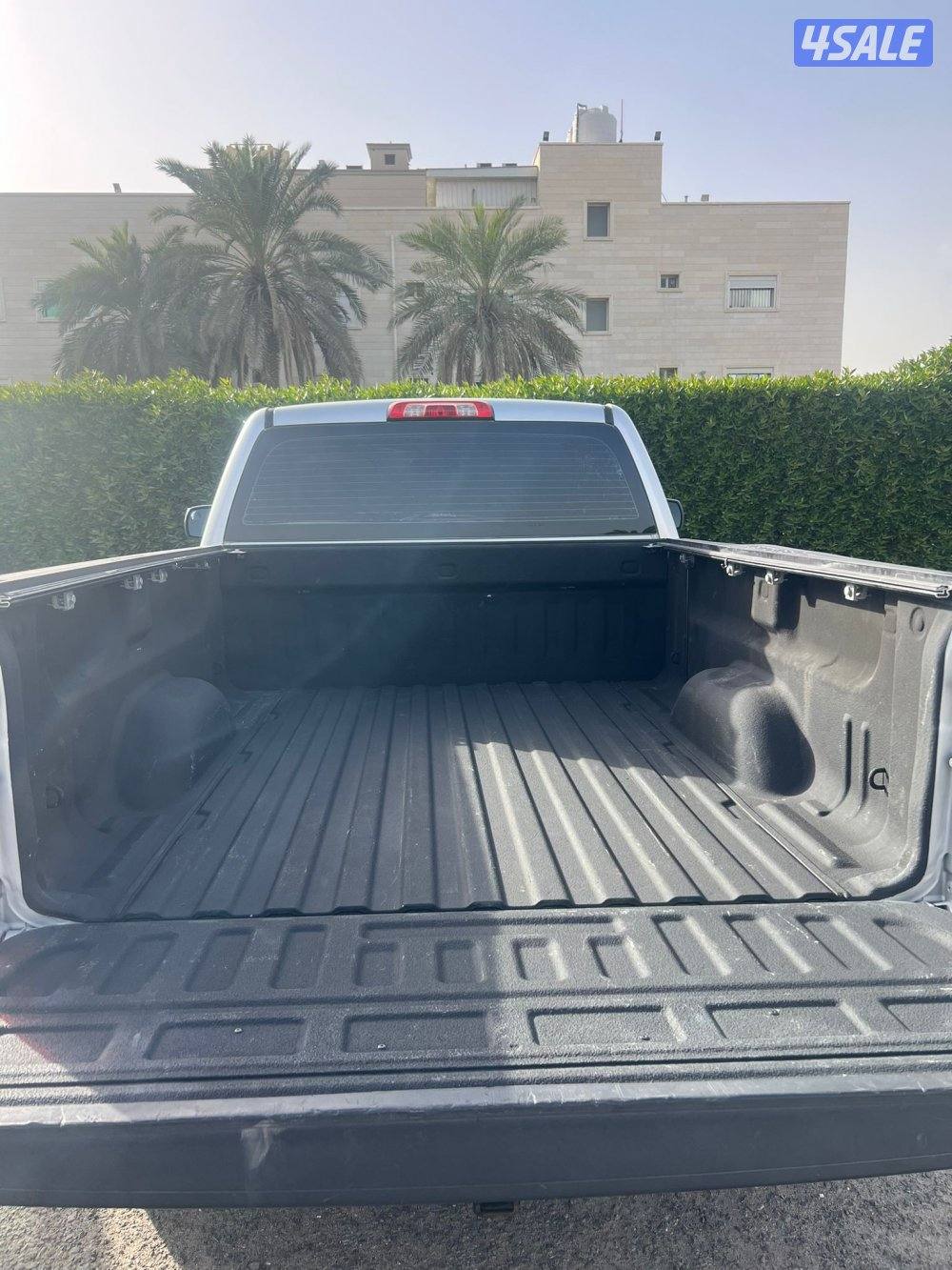 للبيع سلفرادو ٢٠١٧ دبل جير z715