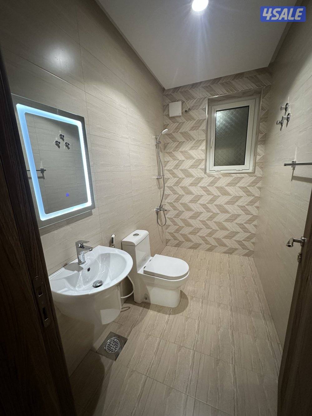 شقه للاجار في منطقه النهضه ..4