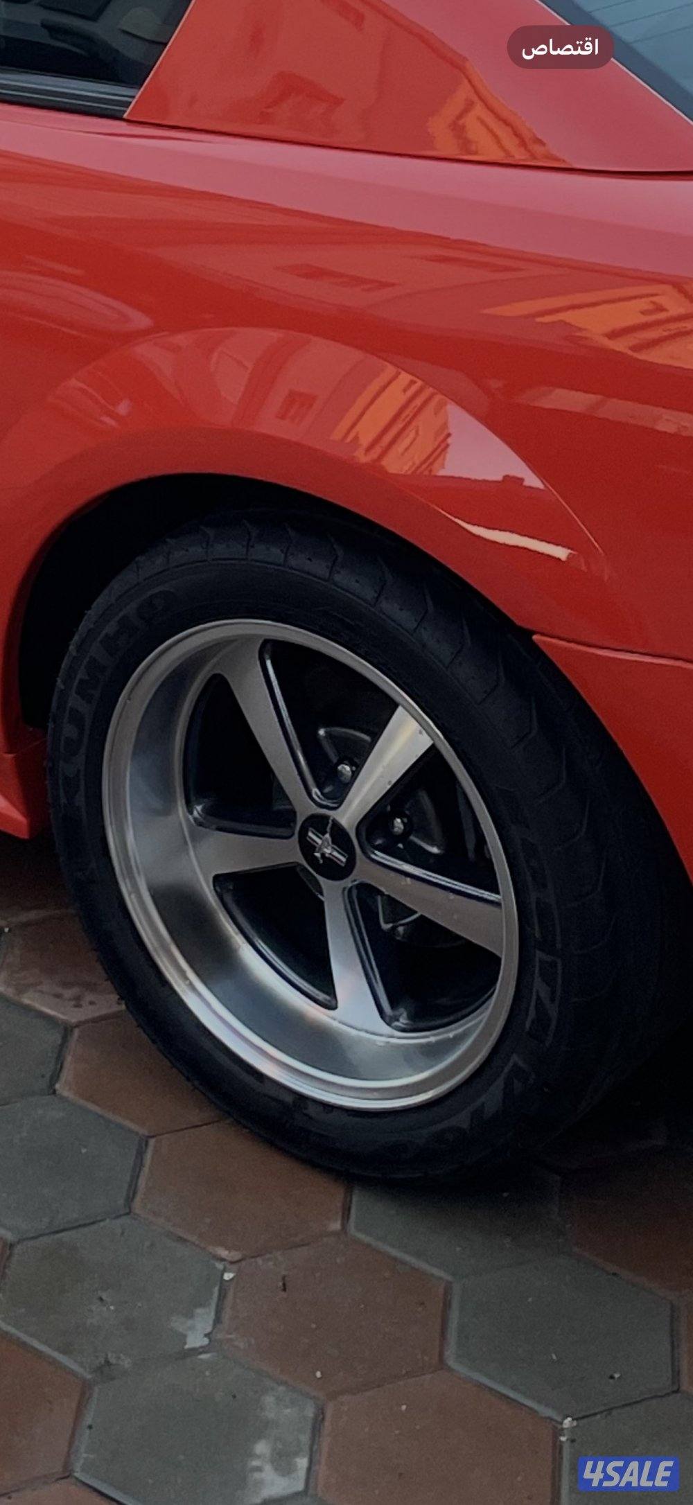 للبيع رنقات موستنغ ماك 1 2004 عرضين1