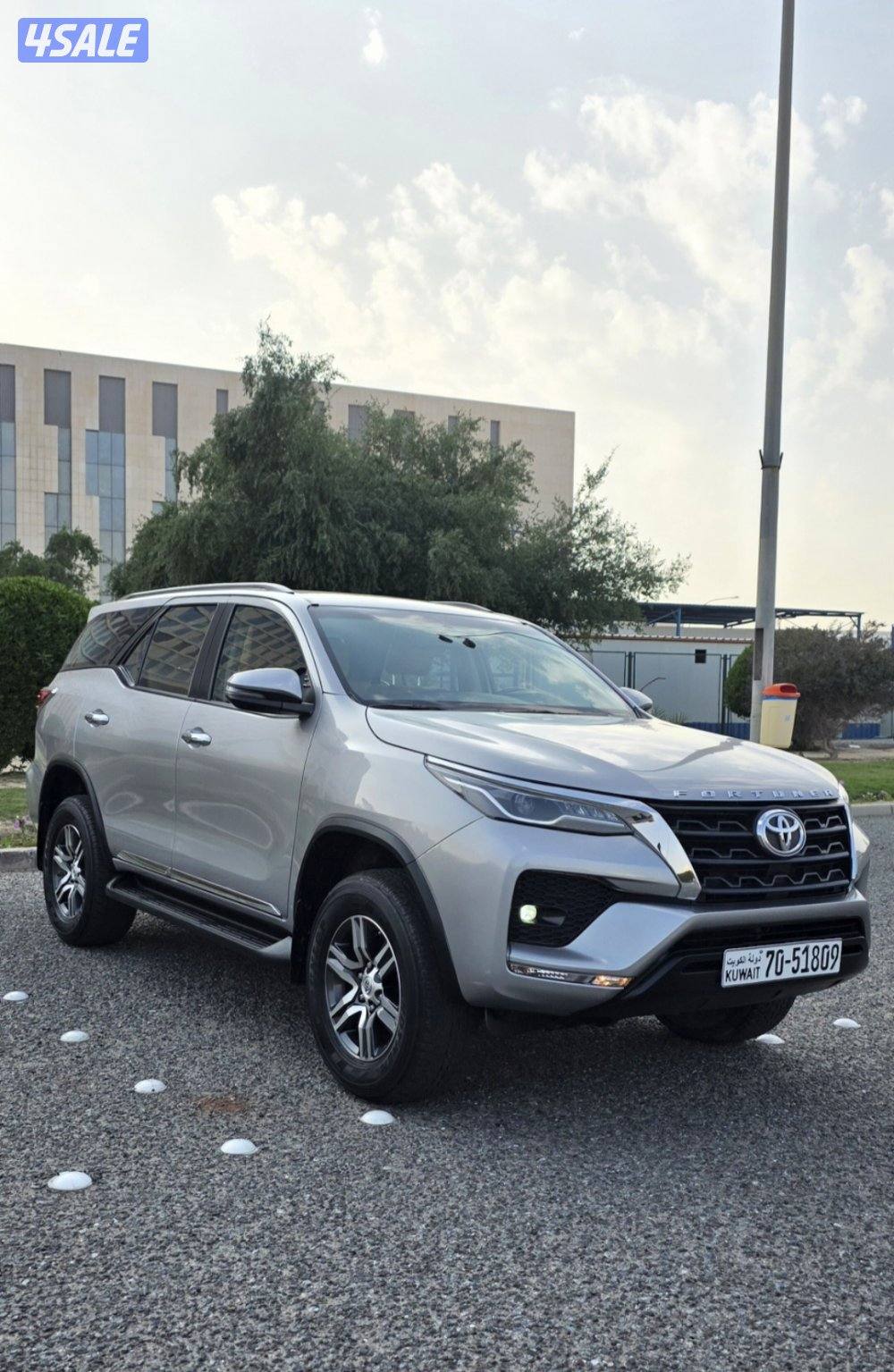 للبيع فورتنر 2023صبغ وكاله 6 سلندر ماشي 641