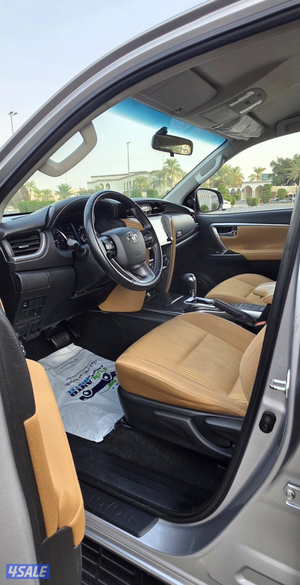 للبيع فورتنر 2023صبغ وكاله 6 سلندر ماشي 649