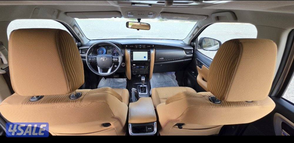 للبيع فورتنر 2023صبغ وكاله 6 سلندر ماشي 6411