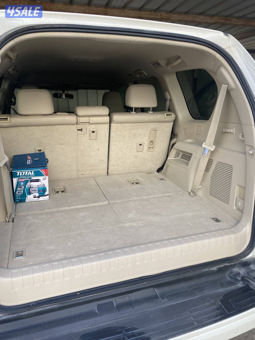 برادو ابيض موديل 2018 ماشي (112000) كم٢ شرط الفحص12