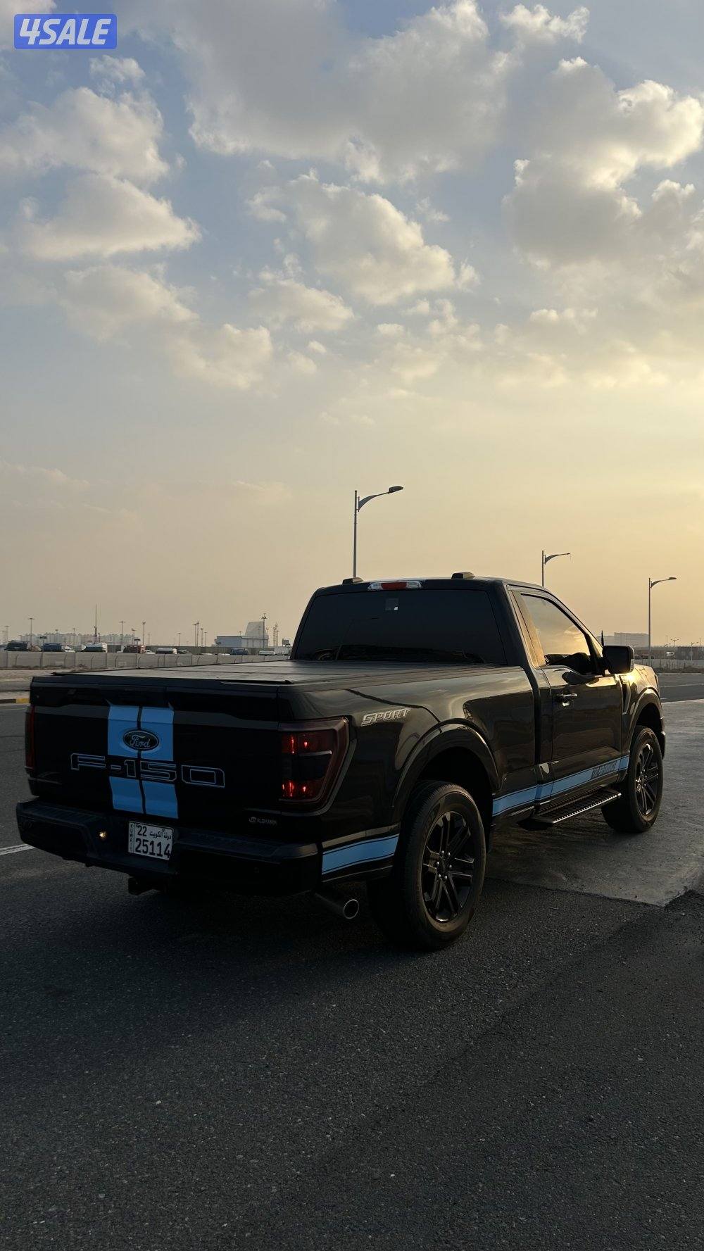 f150 sport 2023 blackout2